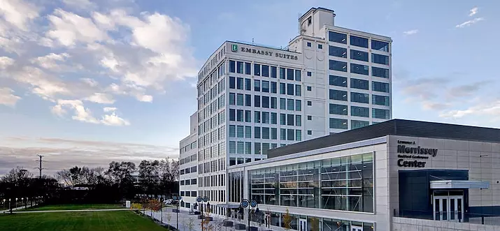 9 Handpicked Pet-Friendly Hotels In Rockford, Illinois