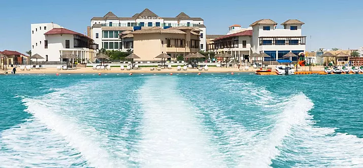 7 Best Beach Resorts Near Dammam, Saudi Arabia
