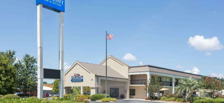 Top 10 Pet-Friendly Hotels Near Orangeburg, South Carolina