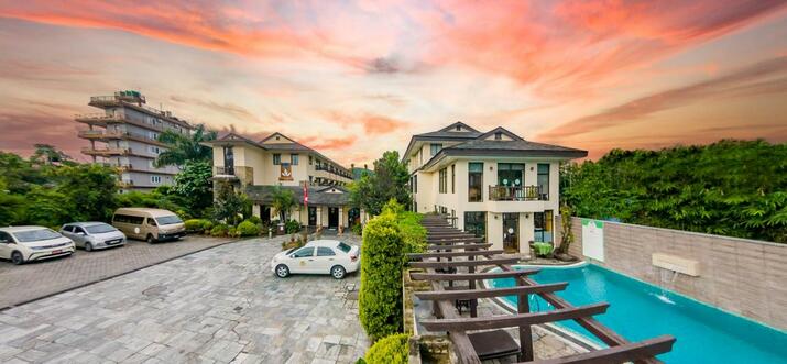 luxury resorts nepal