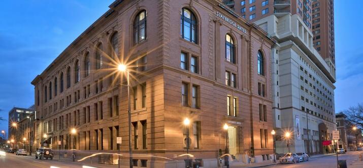 baltimore hotels with free breakfast