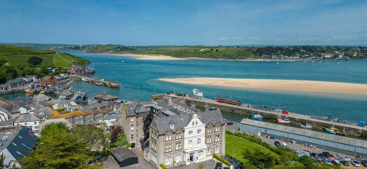 10 Handpicked Hotels With Parking In Padstow, England