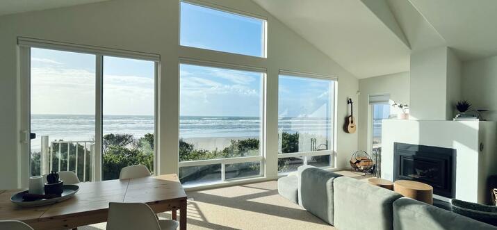 10 Handpicked Beachfront Airbnb Vacation Rentals In Oregon, USA