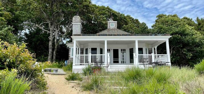 beachfront airbnb massachusetts