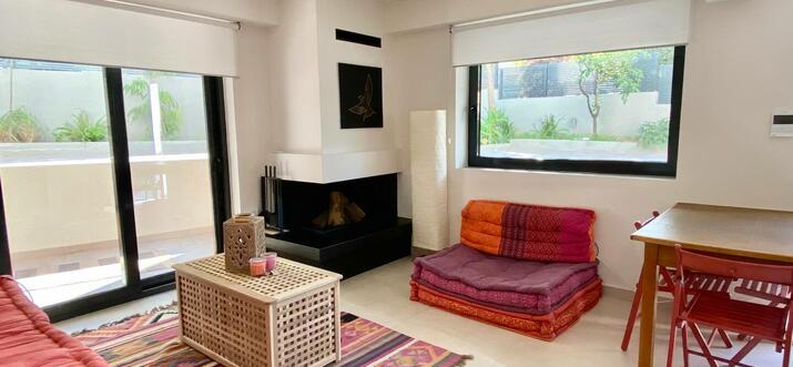 airbnb glifada