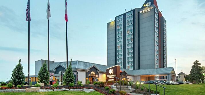 business hotels toronto