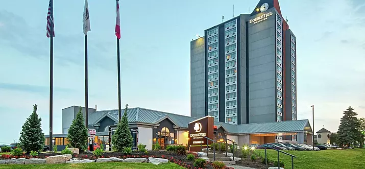 10 Best Business Hotels In Toronto, Canada