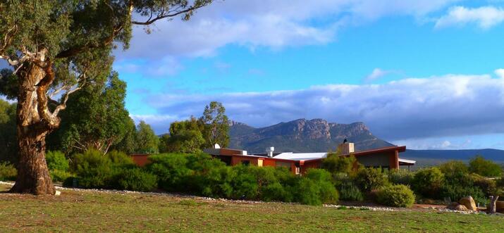 romantic getaways halls gap