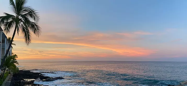 10 Best Beachfront Hotels In Kailua-Kona, Hawaii