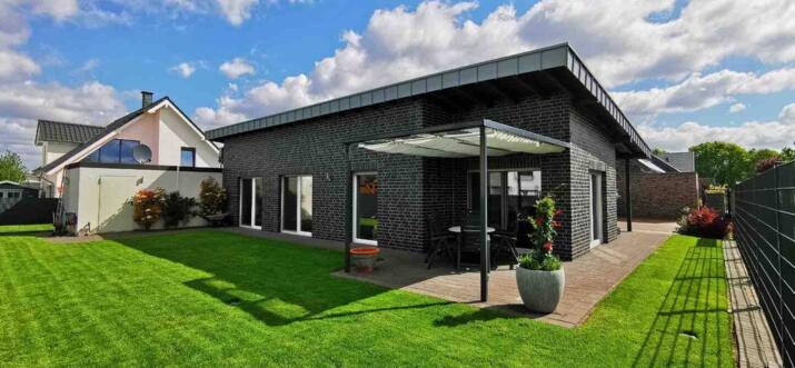 5 Handpicked Airbnb Vacation Rentals In Weeze, Germany