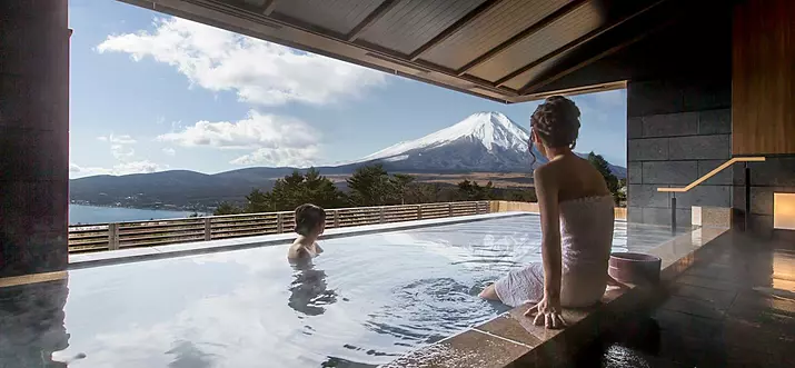 10 Handpicked Hotels Near Lake Yamanaka, Japan