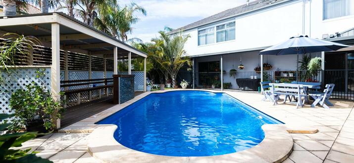 airbnb adelaide with pool