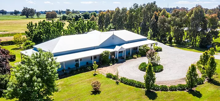 10 Handpicked Pet-Friendly Airbnbs In Benalla, Australia