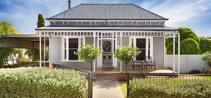 10 Handpicked Pet-Friendly Airbnbs In Cobram, Australia