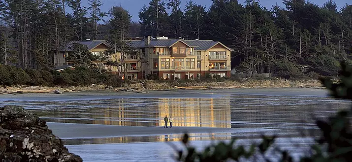 10 Handpicked Luxury Resorts In Tofino, Canada