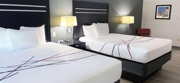 hotels in tulsa ok with free breakfast
