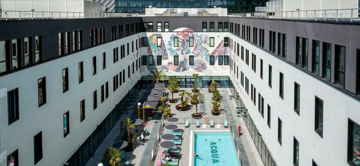bologna hotels with pools