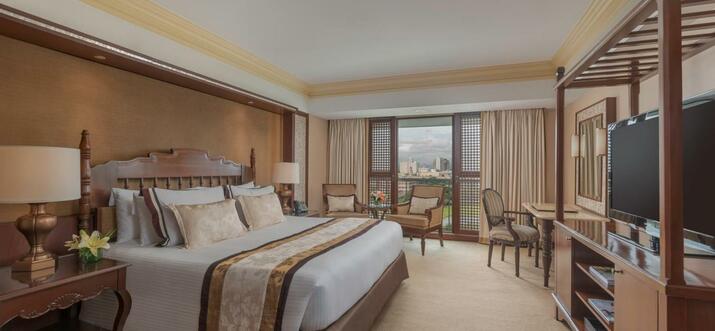 5 Handpicked Historic Hotels In Manila, Philippines