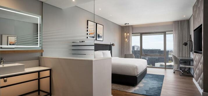 10 Handpicked Hotels With Pool In Cape Town, South Africa