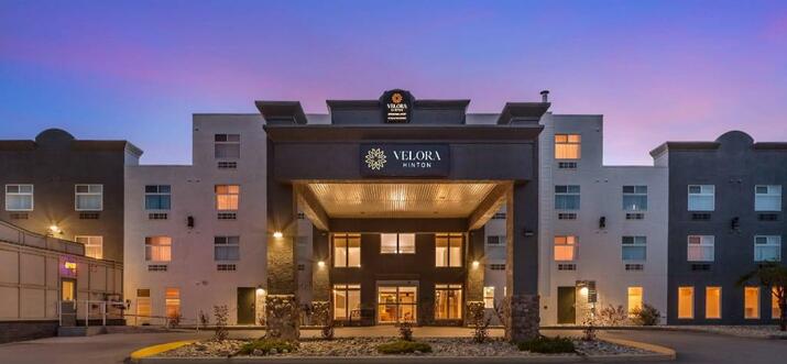 10 Handpicked Hotels In Hinton, Canada