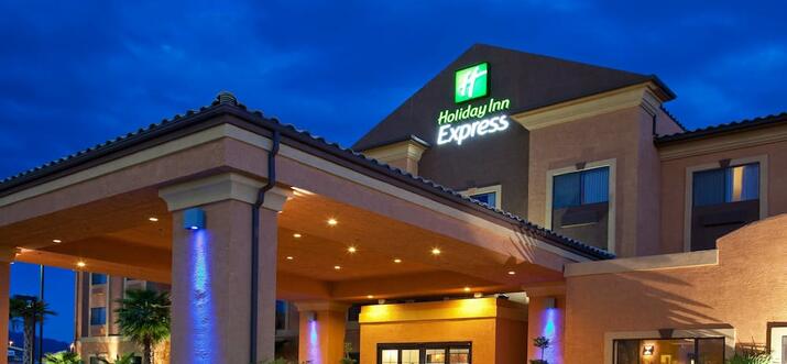 hotels in kingman az with free breakfast