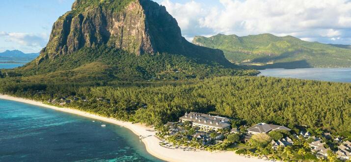 beachfront hotels in mauritius