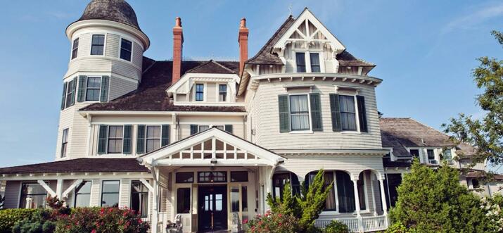 10 Best Beachfront Hotels Near Narragansett, Rhode Island