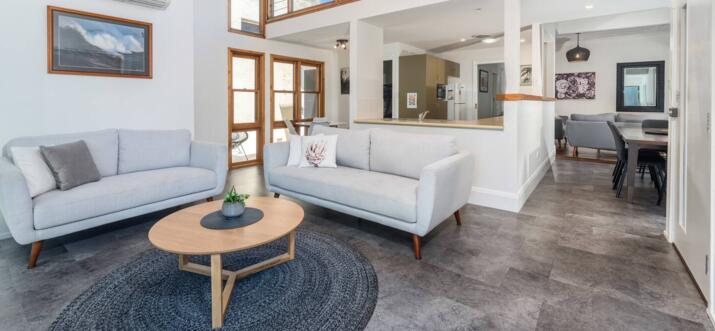 airbnb newcastle beach