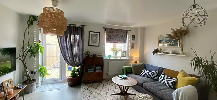 10 Best Airbnb Vacation Rentals In Westbury, UK