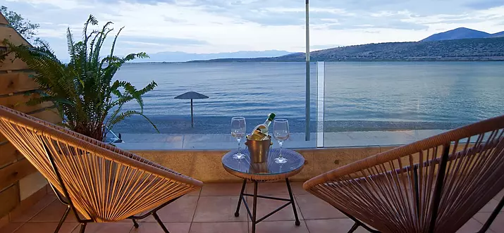 8 Mejores Alquileres Vacacionales De Airbnb En Itea, Grecia