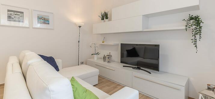 Airbnb  Ostia, Italia