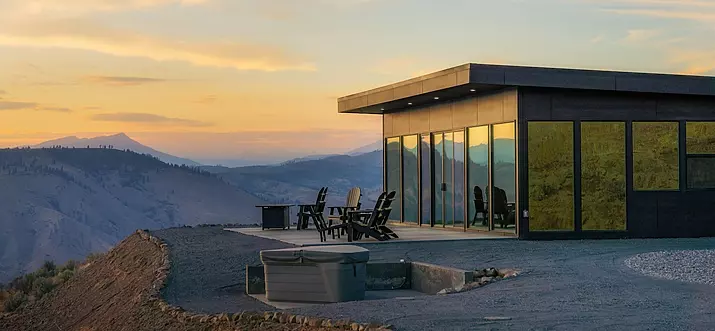 10 Best Romantic Airbnbs In Washington, USA