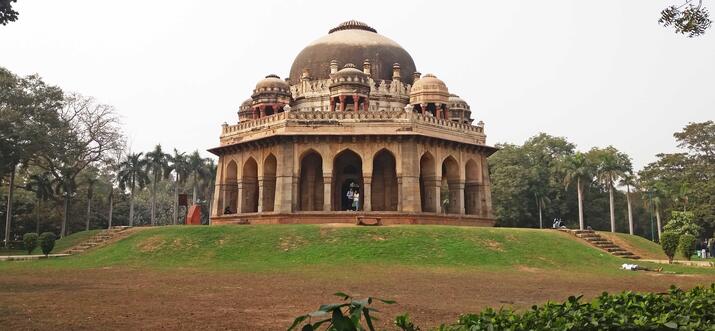 Stroll Around the Beautiful Lodhi Garden, New Delhi, India