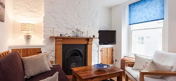 Top 11 Airbnb Vacation Rentals In Brixham, England