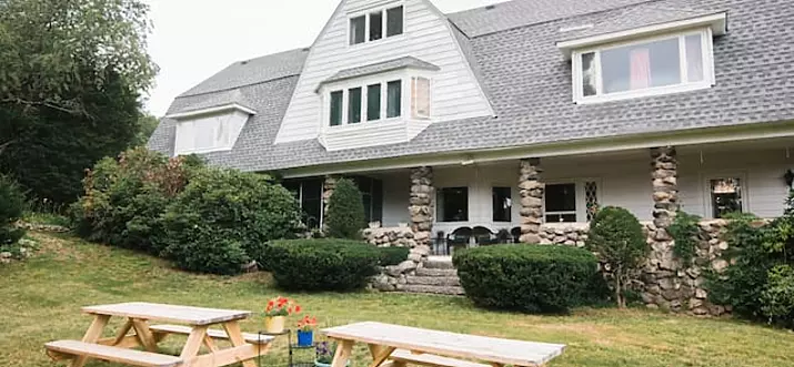 Top 12 Airbnbs In Danvers, Massachusetts