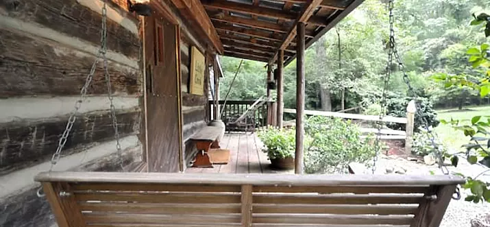 Top 10 Airbnb Vacation Rentals In Elon, North Carolina 