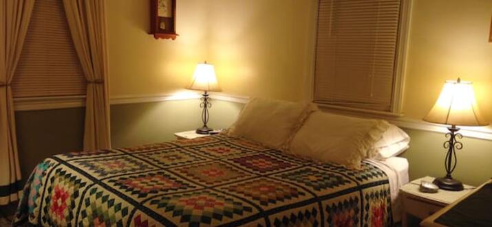 airbnb Broomall PA