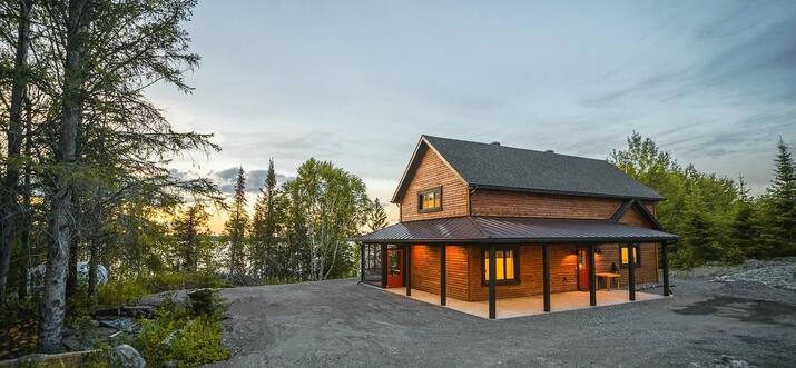 airbnb Amos