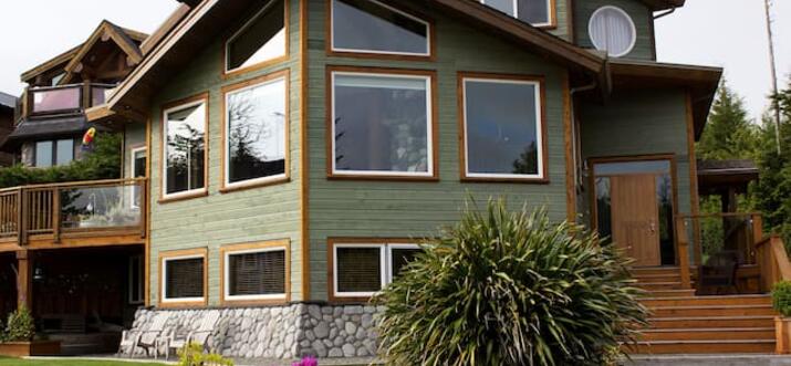 airbnb Bamfield