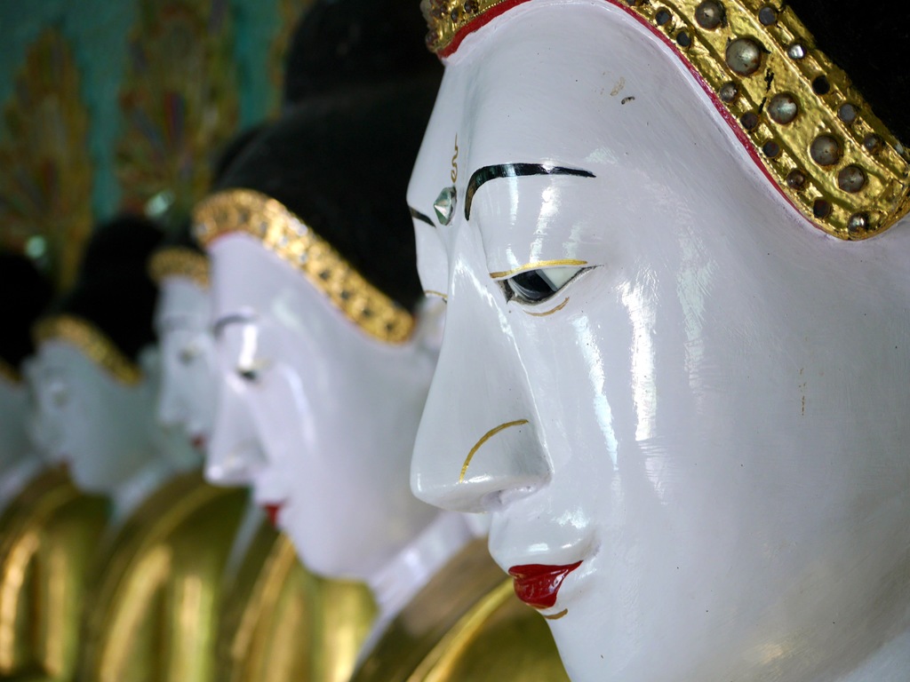 guide to mandalay | step inside for soneooponenyashin pagoda for some solace
