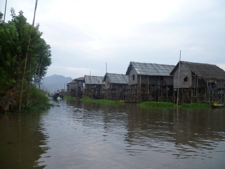 lakes in nyaungshwe | see traditional homes on stilts and floating gardens