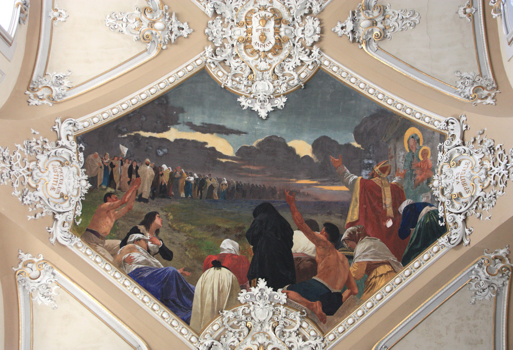 historical places in catania | the frescoes of the interior