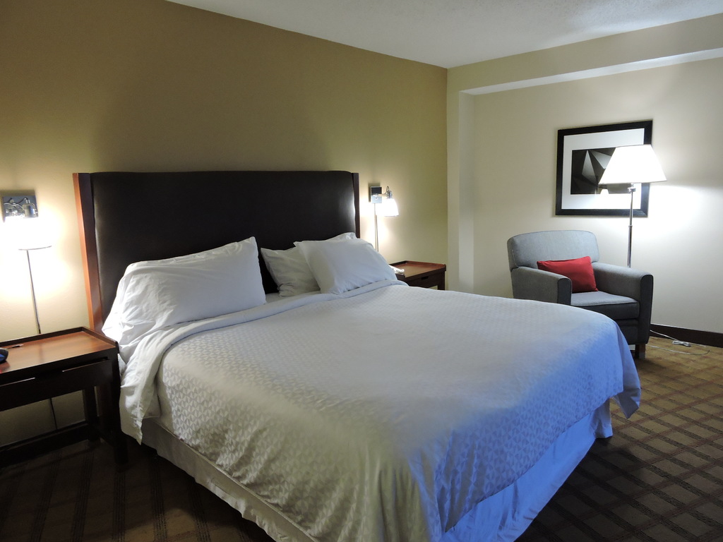 The Room at Four Points by Sheraton Studio City 
