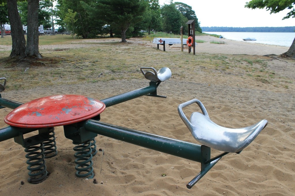camping in newberry | kid-friendly beach and playground