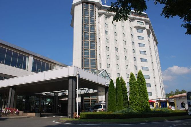 resorts in fujiyoshida | stay at highland resort hotel if you are heading to fujikyu highland!