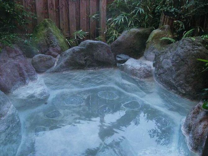 wellness retreats in oita | the cobalt blue hot spring