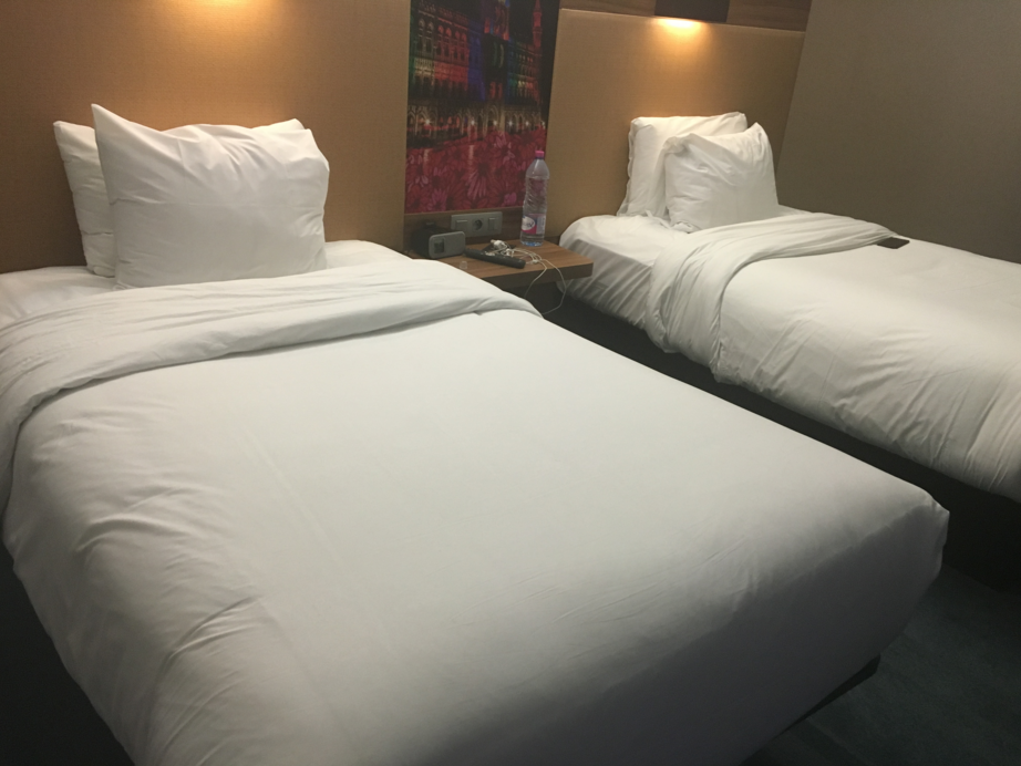 Aloft Hotel room 