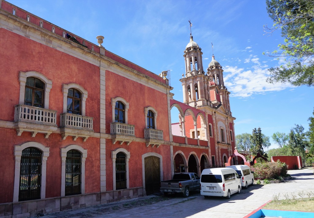 The front of Hacienda Gogorron