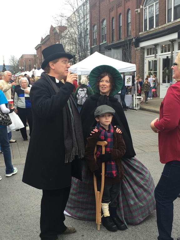 Costumed characters at Dickens of a Christmas