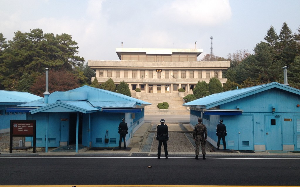 UN buildings guarded by North and South Korean soldiers 